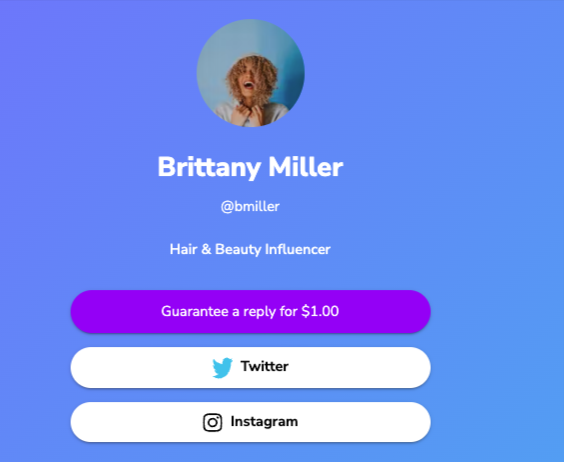 profile page with social media link buttons